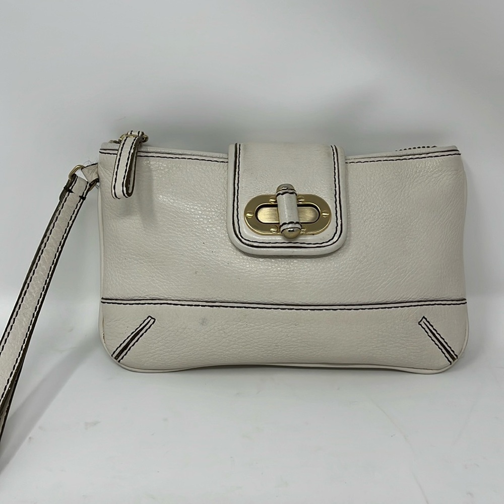 ANN TAYLOR CLUTCH CREAM PEBBLED GENUINE LEATHER WITH BRUSHED GOLD TWIST LOCK